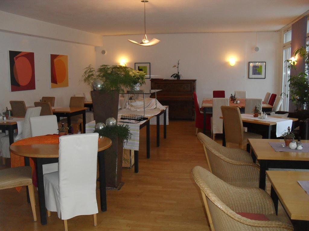 Hotel Am Fluss 노이부르크 안 데어 도나우 외부 사진